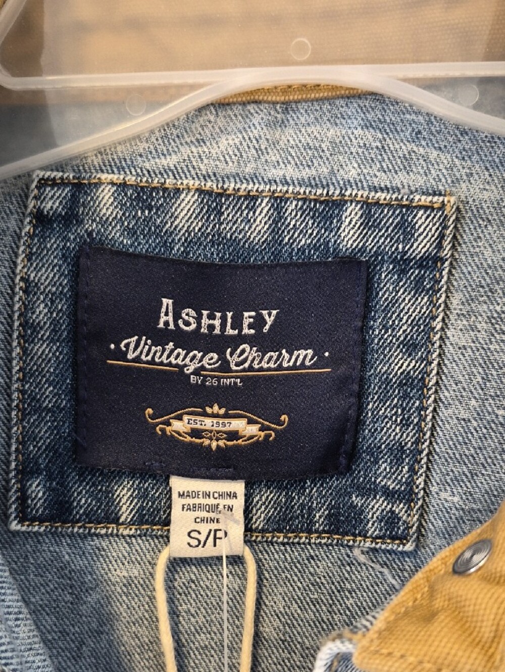 Ashley by 26 International Two-Tone Denim Jacket | Corduroy Collar - Picture 3 of 9